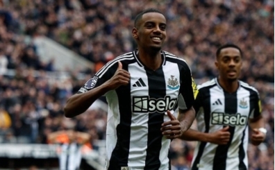 Newcastle'den Liverpool'a 'Isak' reddi!