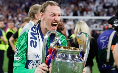 Safonov k�r�kla koluyla tarih yazd�!