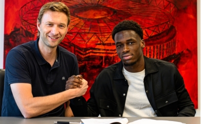 Bayer Leverkusen, Ernest Poku transferini açıkladı