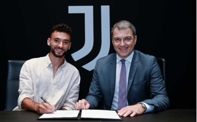 Juventus'tan sağ beke takviye