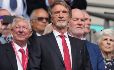 Manchester United'n yeni tesisinde genlere yer yok