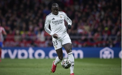 Ferland Mendy 10 milyon Euro'ya yolcu!
