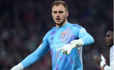 Galatasaray'n artlarn kabul etti: Lucas Perri!