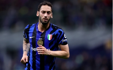 Inter'den Hakan alhanolu aklamas