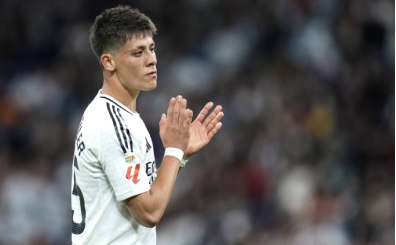Real Madrid, 9 kişi kalan Sevilla'yı affetmedi