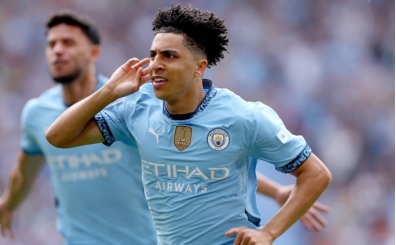 Manchester City'den Lewis için gelen teklife ret!