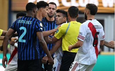 Kulüpler Dünya Kupası'nda gergin anlar: Acuna - Dumfries