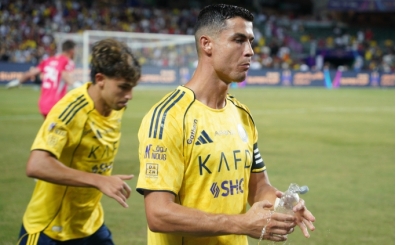 Cristiano Ronaldo duble yapt�, hedefe bir ad�m daha yakla�t�