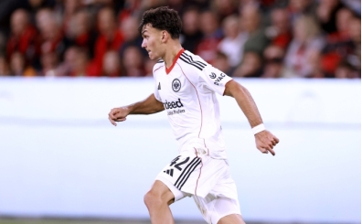 Eintracht Frankfurt'tan Galatasaray iin paylam!