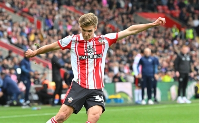 Southampton'dan Elias Jelert i�in a��klama!