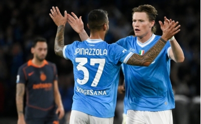 Napoli, Inter'i 3-1 yenerek Serie A'da liderliğe yükseldi
