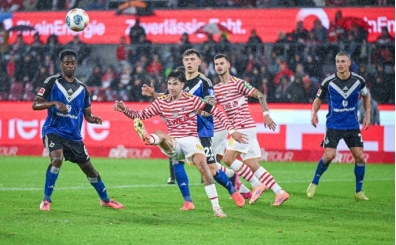 2 kırmızı, 5 gol: Kazanan Köln oldu