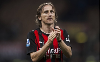 Milan, Luka Modric ile szleme uzatmak istiyor!