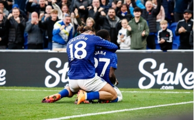 Everton, evinde rahat kazand