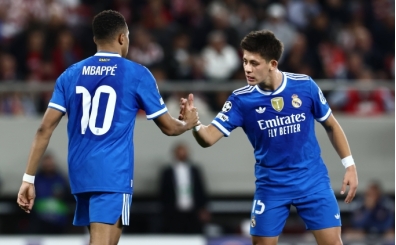 Kylian Mbappe'den 7 dakikada hat-trick!