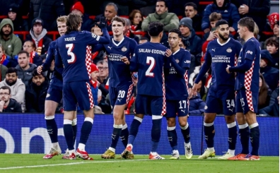 Liverpool'a sahasnda PSV oku!