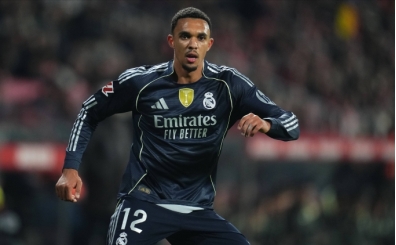 Real Madrid'de yine sakatlk: Arnold!