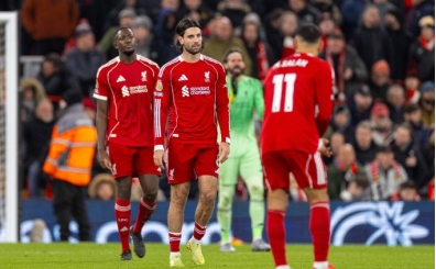 Liverpool, evinde yine kayp!