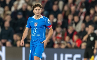 Julian Alvarez'den Barcelona aklamas!