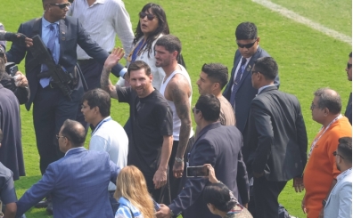 Lionel Messi'nin Hindistan turu olayl balad