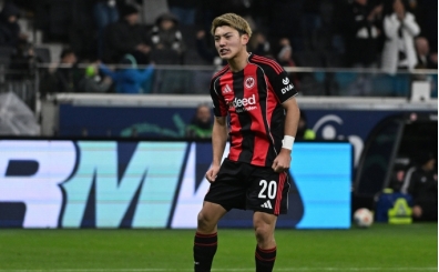 Eintracht Frankfurt, tek golle 3 puanı aldı!