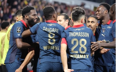 Lens, liderli�i PSG'ye vermiyor!