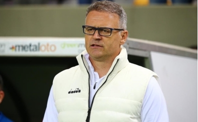 Sakaryaspor, İrfan Buz ile yollarını ayırdı