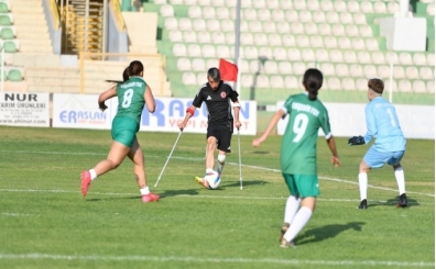 Ampute A Milli Takımı, Kırşehir Kadın Futbol Takımı ile karşılaştı
