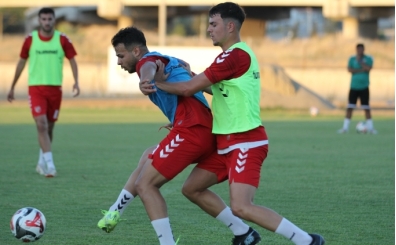 Karşıyaka'da forvet çalışması başladı!