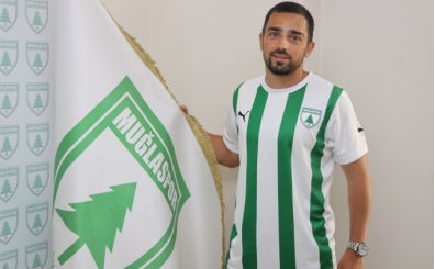 Muğlaspor'da imza şov!