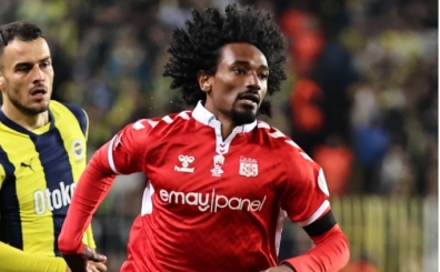 Gaziantep FK'de Moutoussamy gndemde