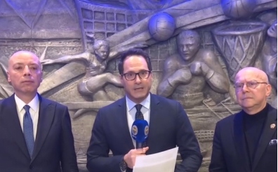 Fenerbah�e'den ya�ananlar i�in canl� yay�nda a��klama!