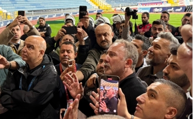 Tribün 'Hesap ver' dedi, Sergen Yalçın konuşmaya gitti!
