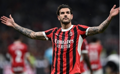 Al Hilal bitirdi: Theo Hernandez 