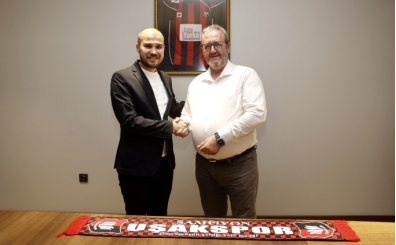 Uşakspor'da devir teslim töreni yapıldı