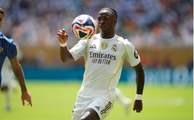 Real Madrid Vinicius ile sözleşme yenilemeyi planlıyor
