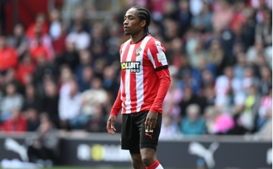 Fenerbahçe'den sürpriz Walker-Peters hamlesi