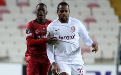 Kader Keita: 'Hakemler G.Saray'a yardm ediyordu'