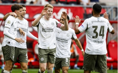 PSV ikide iki ile başladı