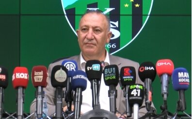 Kocaelispor'da �� futbolcu i�in ayr�l�k karar�
