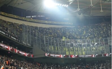 Derbide karaborsa bilet satm��lard�: 5 isim tutukland�