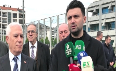 Enes �elik: Herkesin g�z� Bursapor'da