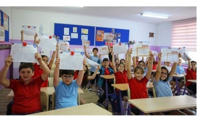 Karnelerde Atat�rk Resmi Kald�r�ld� m�? 2026 MEB