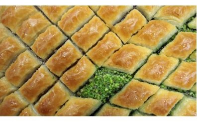Baklava �erbeti s�cak m� so�uk mu d�k�l�r?  