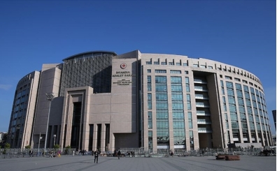 32 y�netici, adiyeye sevk edildi!