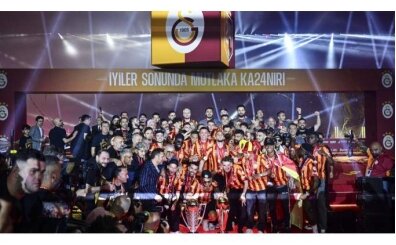 Canl� izle: Galatasaray �ampiyonluk kutlamas� | GS kupa t�reni hangi kanalda, �ifresiz mi? 