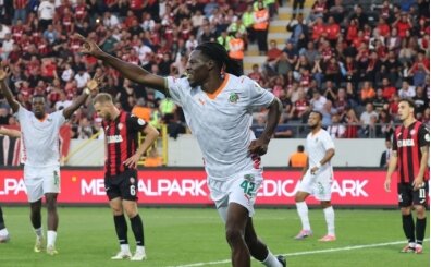 Alanyaspor, �orum'da iki golle kazand�!