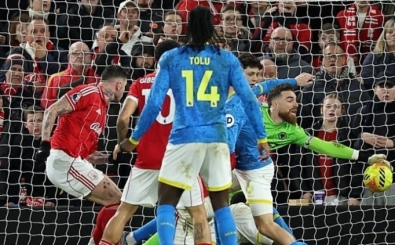 Nottingham ve Wolverhampton yeni�emedi