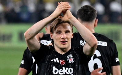 Be�ikta�, ayr�l��� a��klad�: Jonas Svensson