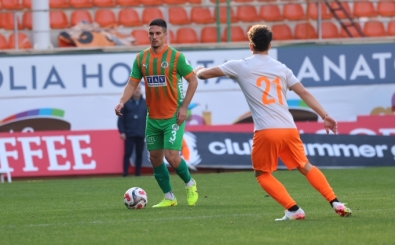 Alanyaspor, haz�rl�k ma��nda Metaloglobus B�kre�'i yendi